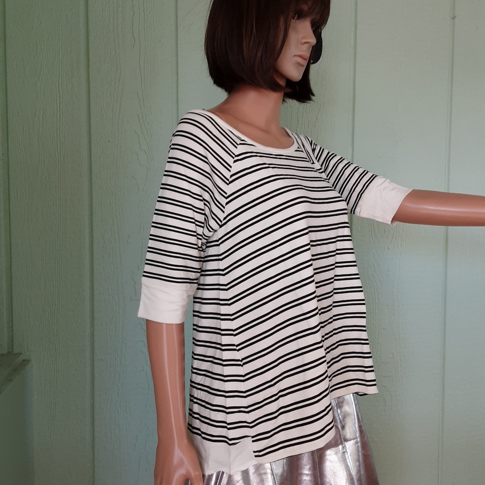 Sanctuary 40 Women's Top Blouse Black and Beige Striped NWT Sz S Short Sleeve